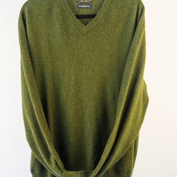 Vintage Green Cashmere Sweater - Picture 4 of 5